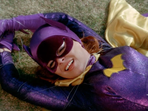 TO THE BATPOLES #126 Season Three Wrapup: The Problem with Batgirl ...